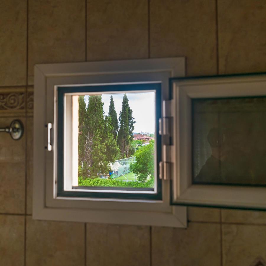 Julia΄S Apartment Alepou Екстер'єр фото